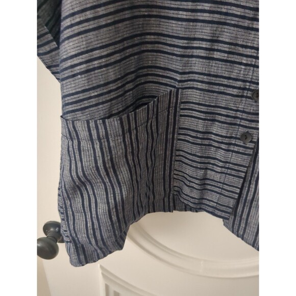 Cheyenne Elegant Black Tunic Top with Striped Pattern and Relaxed Fit - Picture 2 of 12